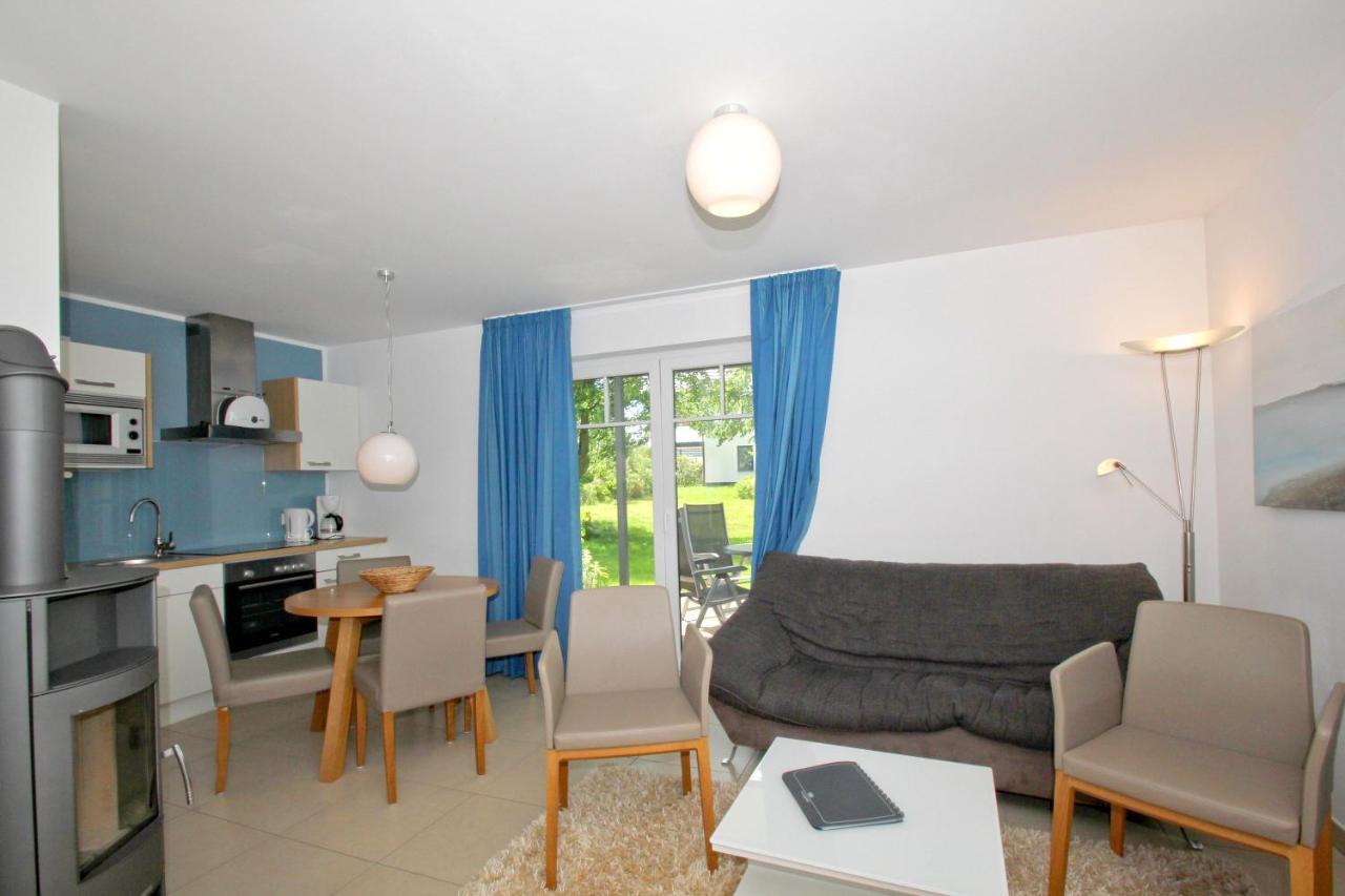 Strandnahe Fewo Rex Rugia: Terrasse und Ahoi Erlebnisbad Lobbe Exterior photo